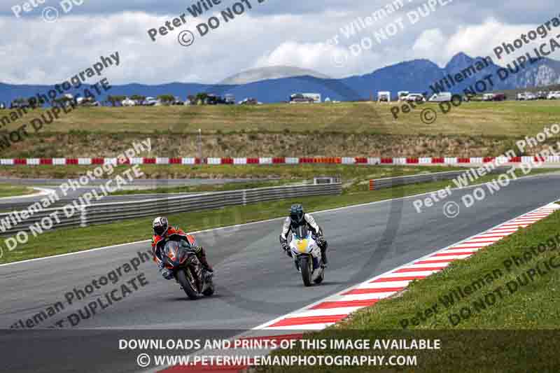 cadwell no limits trackday;cadwell park;cadwell park photographs;cadwell trackday photographs;enduro digital images;event digital images;eventdigitalimages;navarra;no limits trackdays;peter wileman photography;racing digital images;trackday digital images;trackday photos